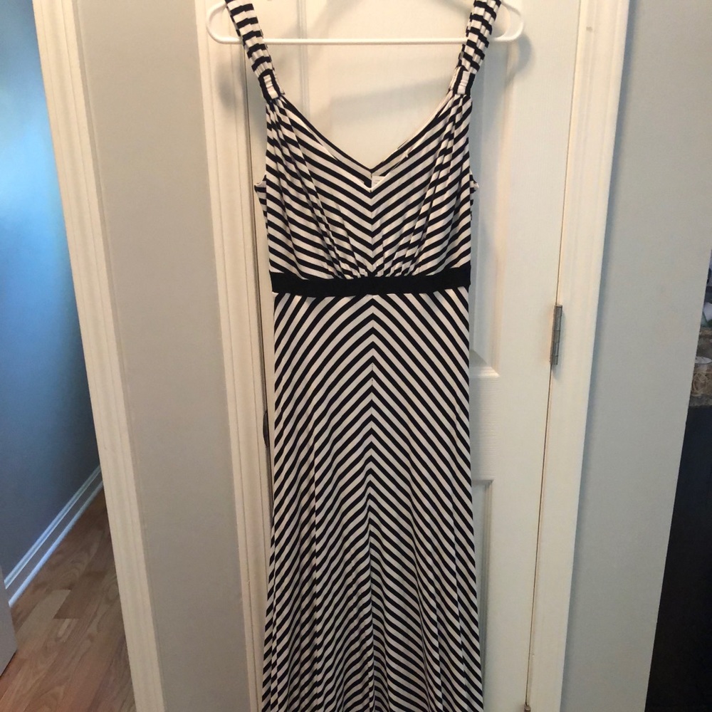 White House black market stripe maxi dress
